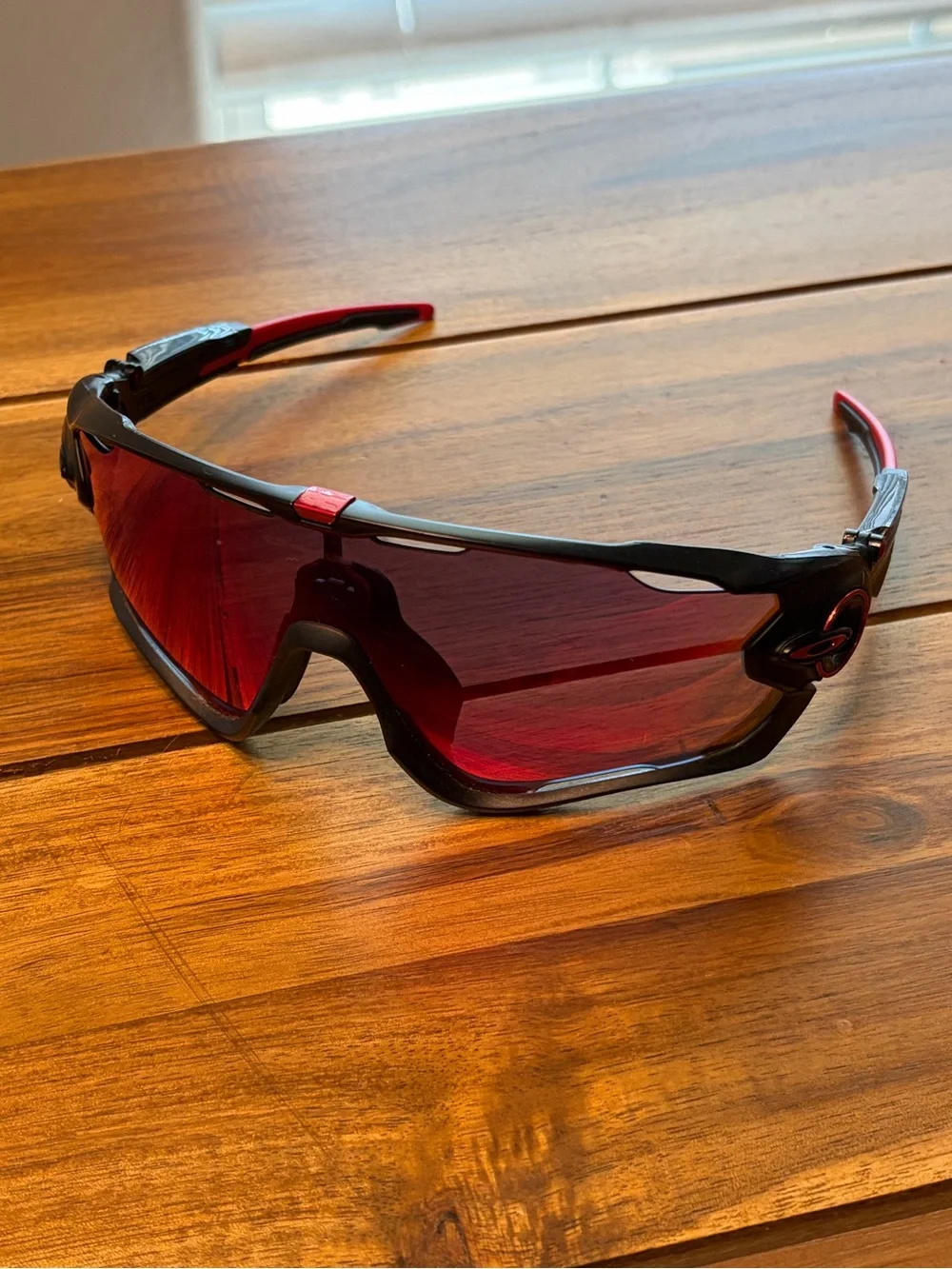 Oakley Jawbreaker Prizm Sport with Red Lenses
